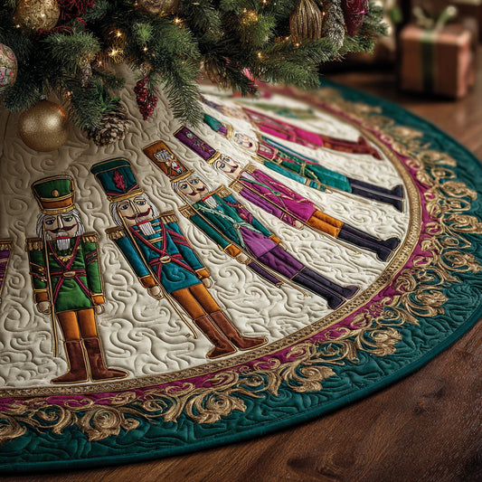 Emerald Majesty Nutcracker Christmas Quilted Tree Skirt NCU0DH402