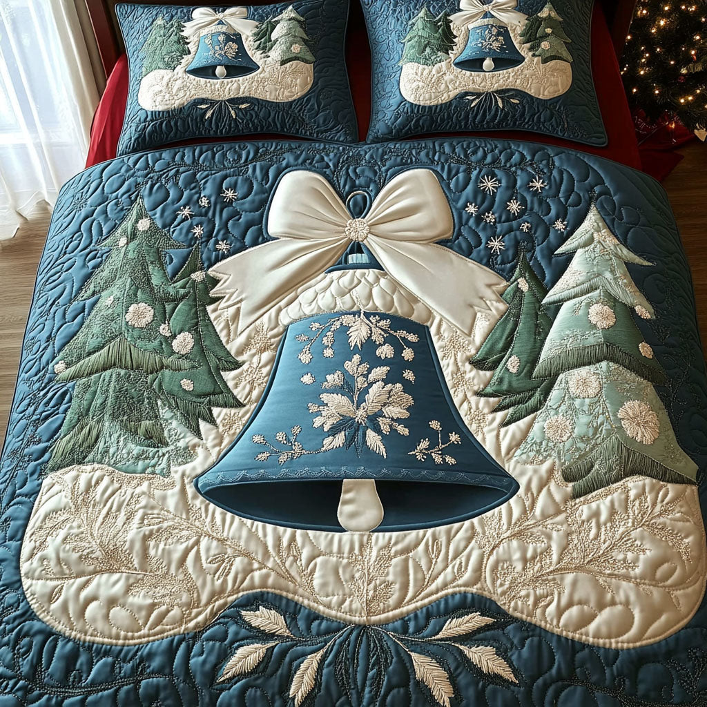 Festive Bells Cheer 3-Piece Quilted Bedding Set NCU0DK2525