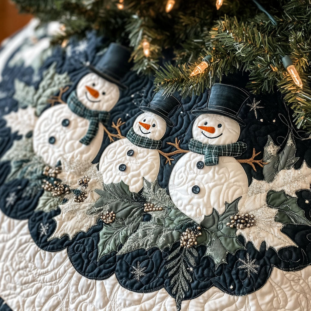 Frosted Friends Christmas Quilted Tree Skirt NCU0PT2315