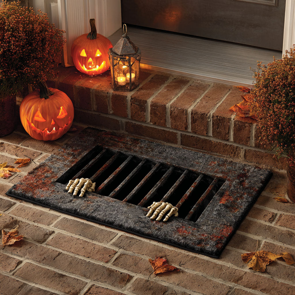 Grim Shackles Doormat NCU0TV476