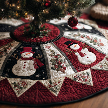 Snowy Night Elegance Christmas Quilted Tree Skirt NCU0DH411