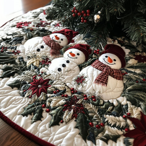 Snowy Smiles Quilted Christmas Tree Skirt NCU0PT2318