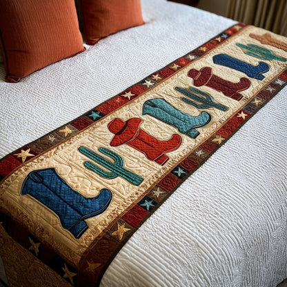 Western Boots Quilted Bed Runner NCU0TN128